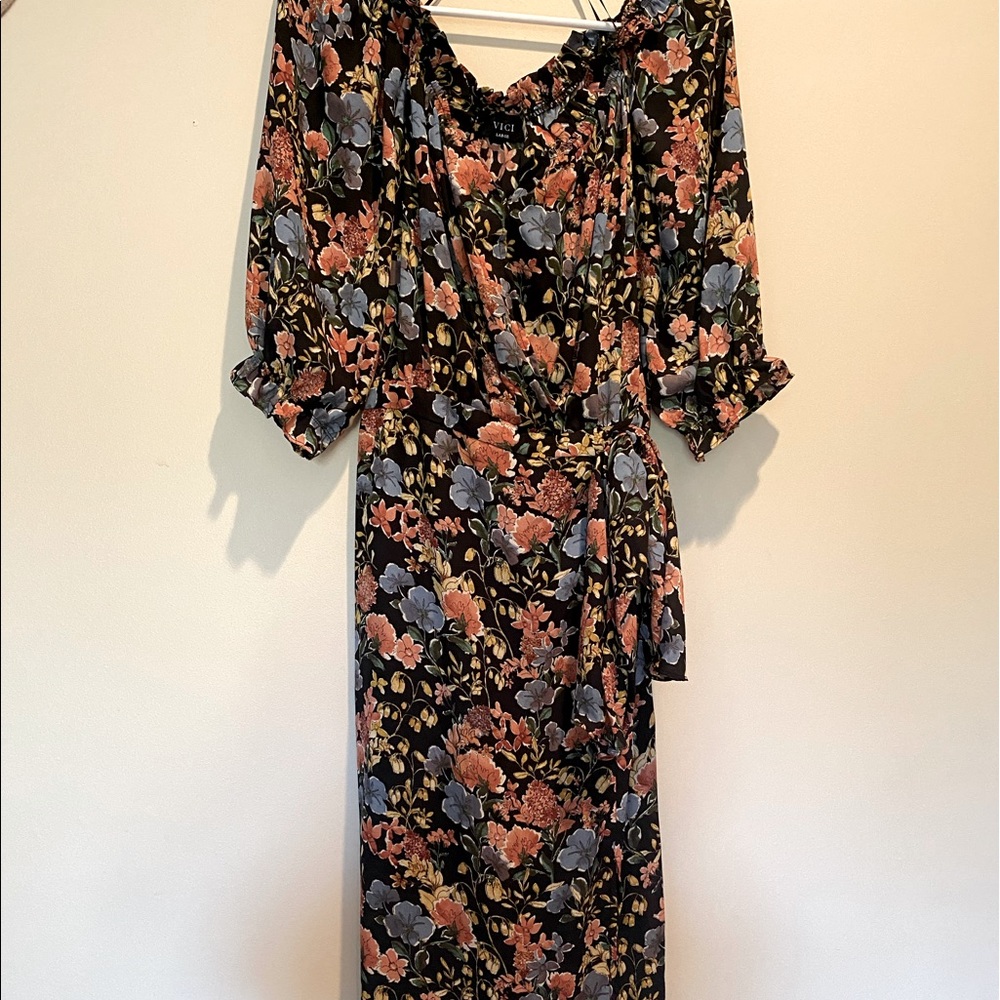 Vici Maxi floral dress